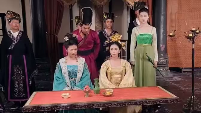 戰(zhàn)龍重生，這一世我要江山和美人（假太監(jiān)開(kāi)局攻略女帝）(全集)